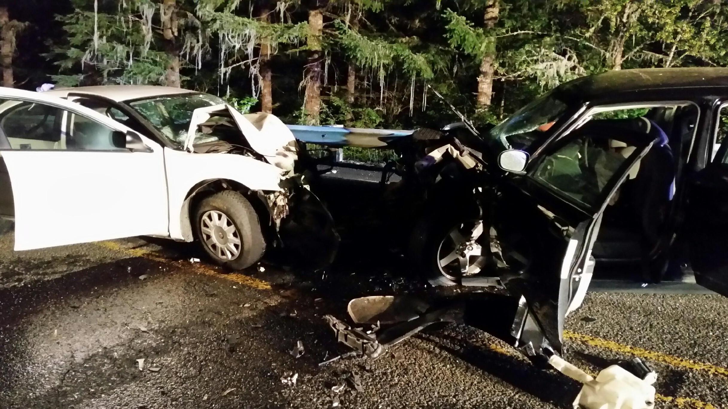 Boy, 8, dies in headon crash near Estacada; 5 injured
